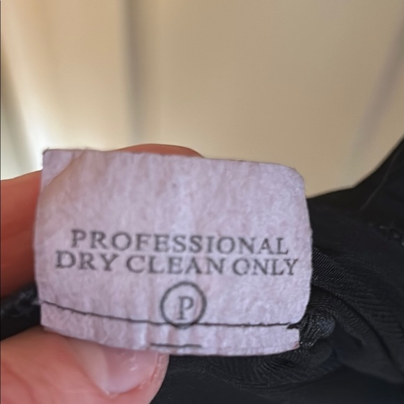 Calvin Klein Ruffle Front Black Sleeveless Top, size S - Picture 4 of 6